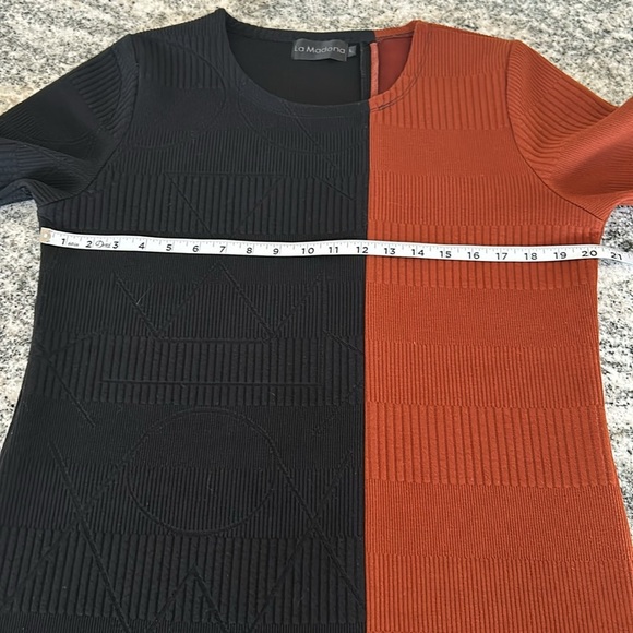La Madona size L, Black with rustic orange, 3/4 sleeved, ribbed sweatshirt - Picture 8 of 10